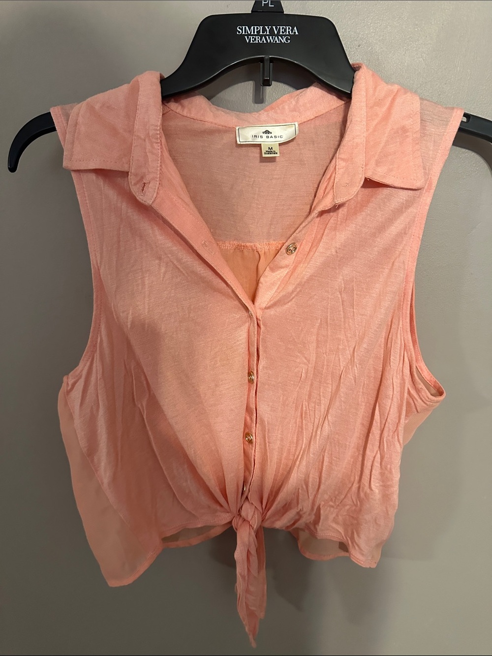 Iris Basic Peach Tie-Front Sleeveless Button-Down Top